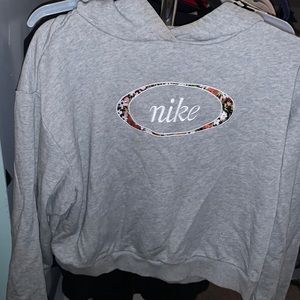 Nike sweatshirt